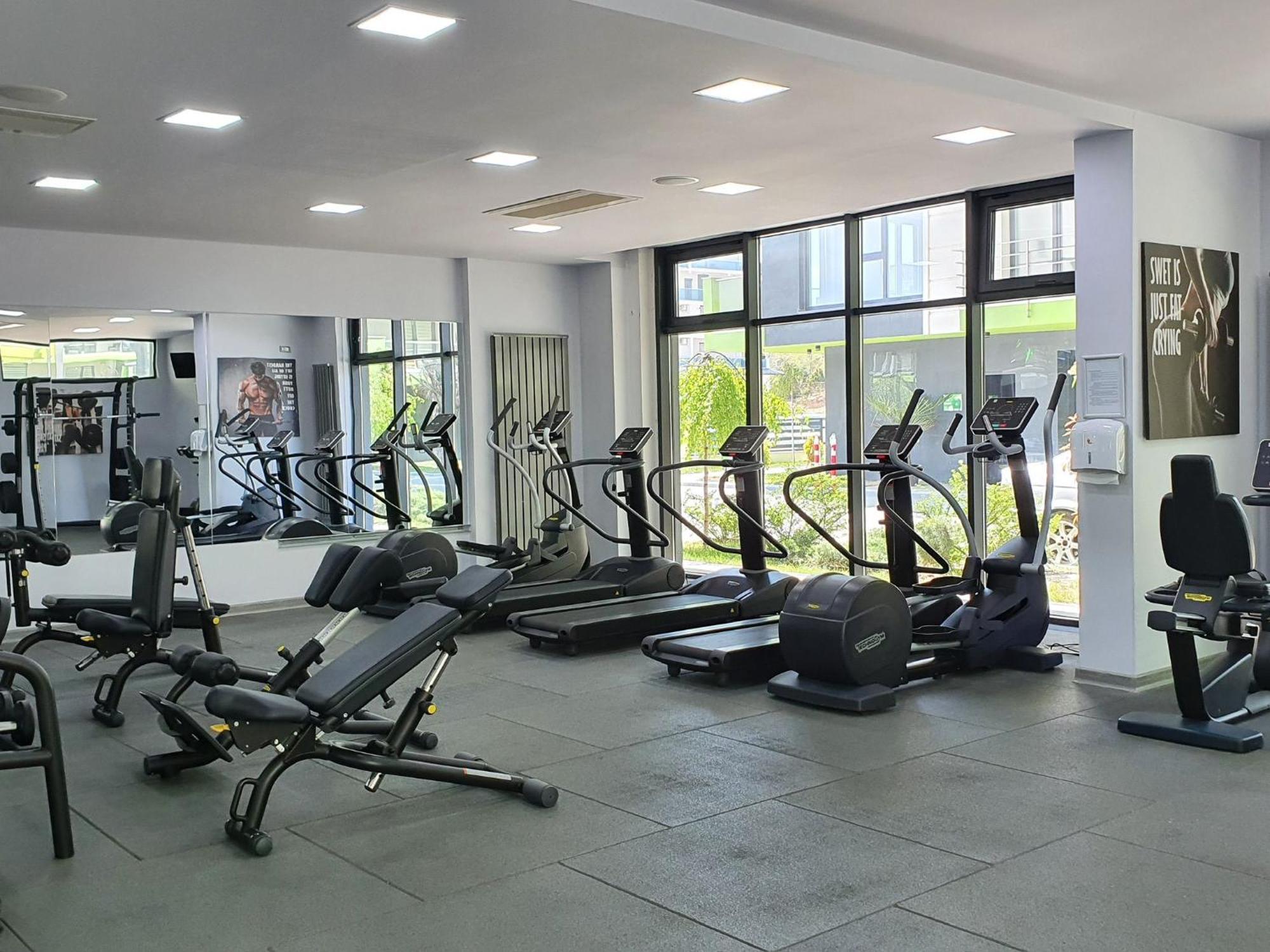 Eka Studio - Pool & Spa Beach Resort Navodari Bagian luar foto