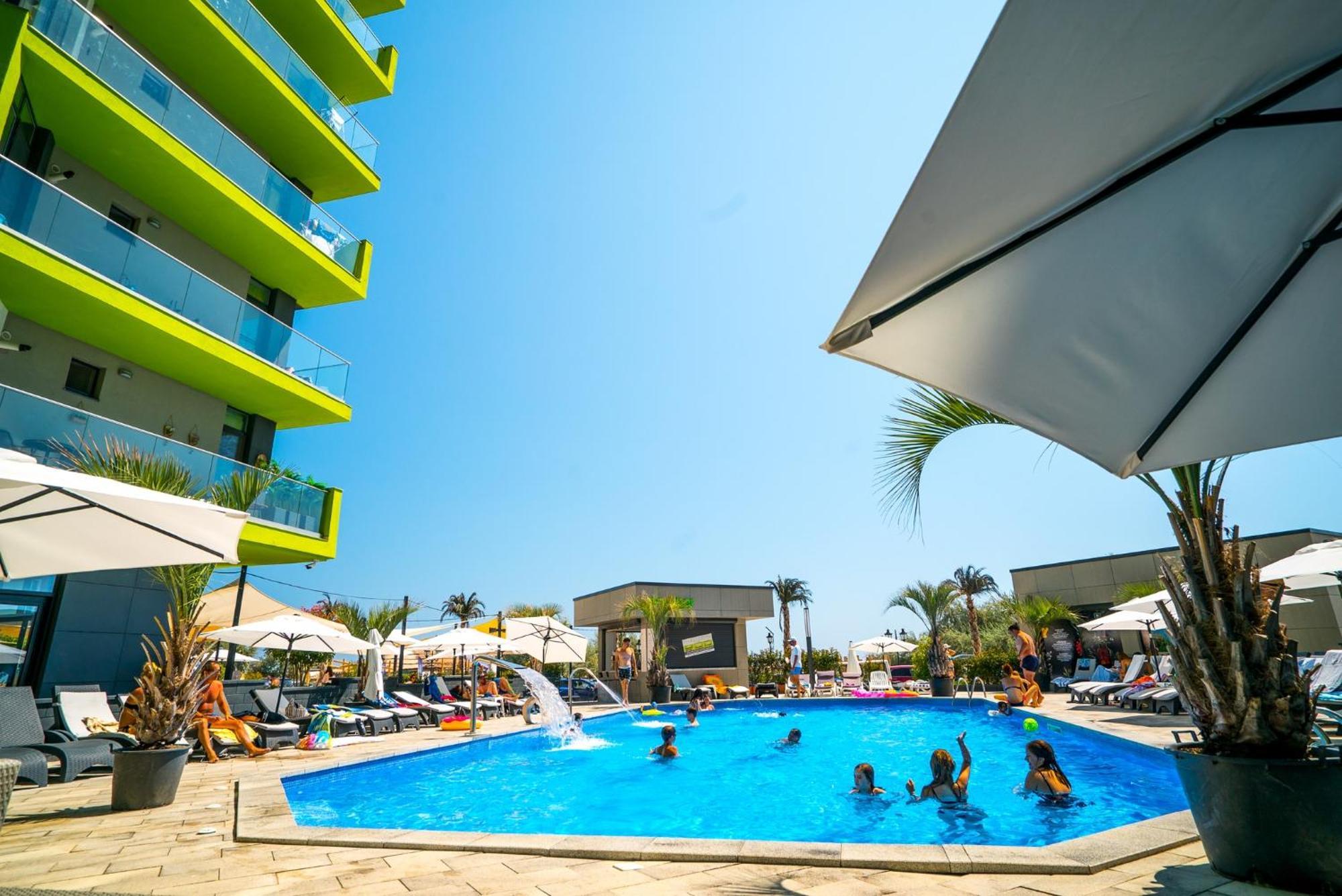 Eka Studio - Pool & Spa Beach Resort Navodari Bagian luar foto